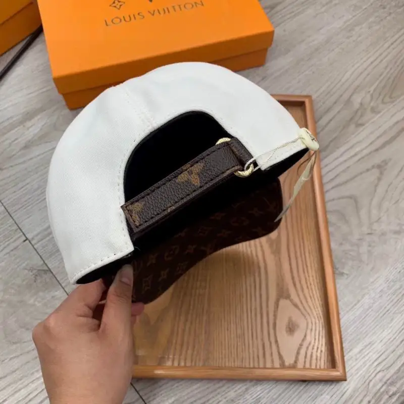 LV Cap 97 (13)